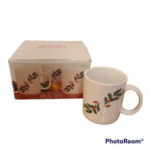 Alco Industries Holiday Mug Set 4-Piece Vintage Holly Leaves and Berries No 1149